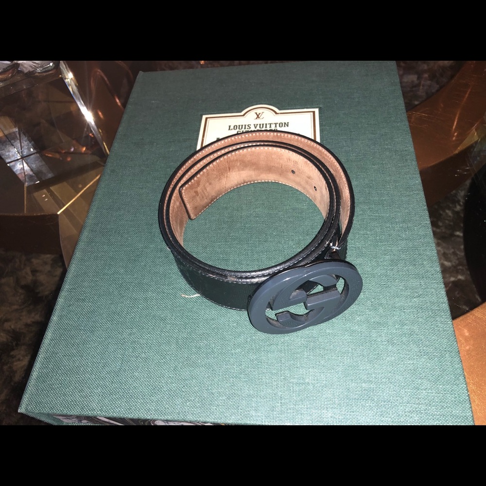 Gucci belt size 34 three times used